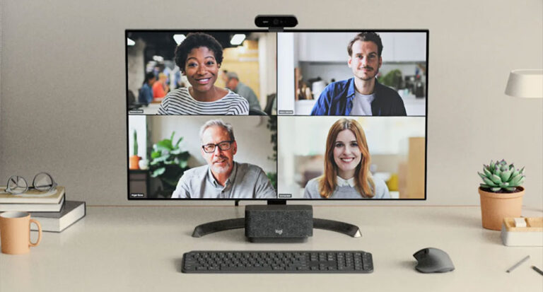 چگونه ارتفاع و زاویه وب‌کم را برای کیفیت برتر در ویدئو کنفرانس تنظیم کنیم؟